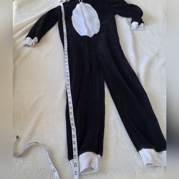 Old Navy Gender-Neutral Panda Onsie or Costume for Kids Size Medium - Picture 6 of 10